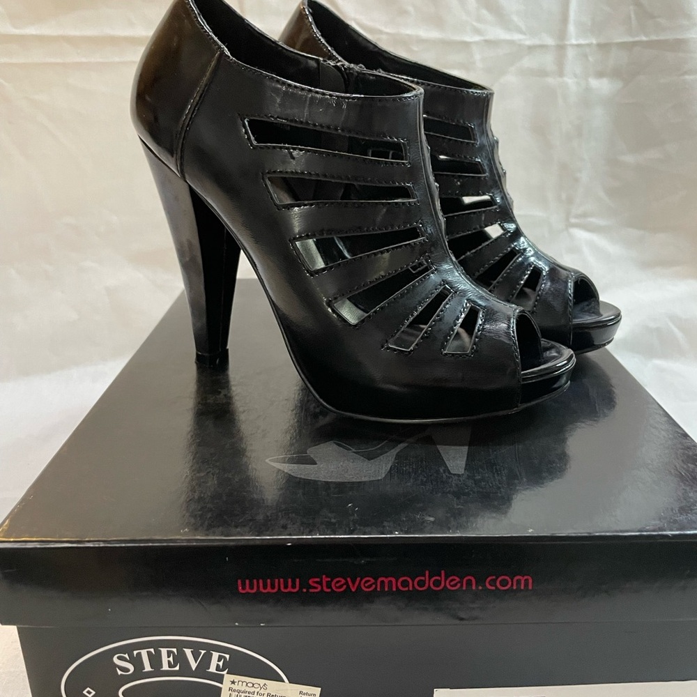 Steve Madden Black Stiletto Heels with Cage Design